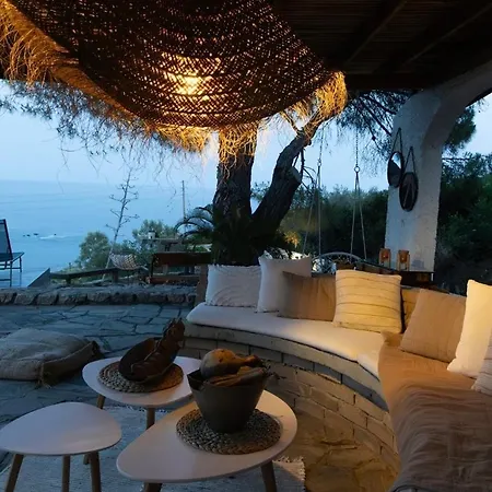 Haris בית נופש סארטי